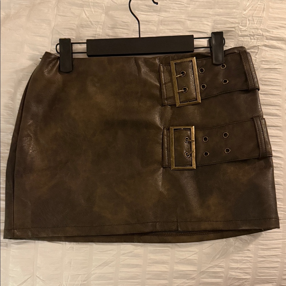 Elegant Brown Double Buckle Mini Skirt